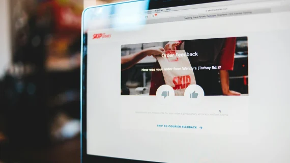 Jasa Web Keroncong Profesional: Bangun Kehadiran Digital Anda