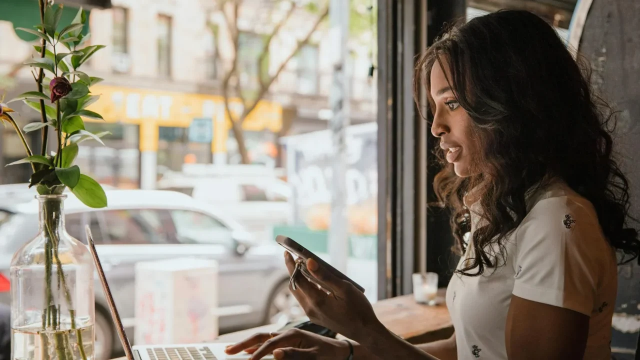 Business Owner Laptop City