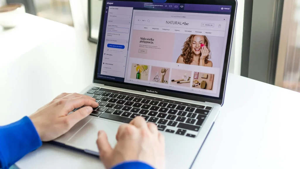 Business Website Laptop Office